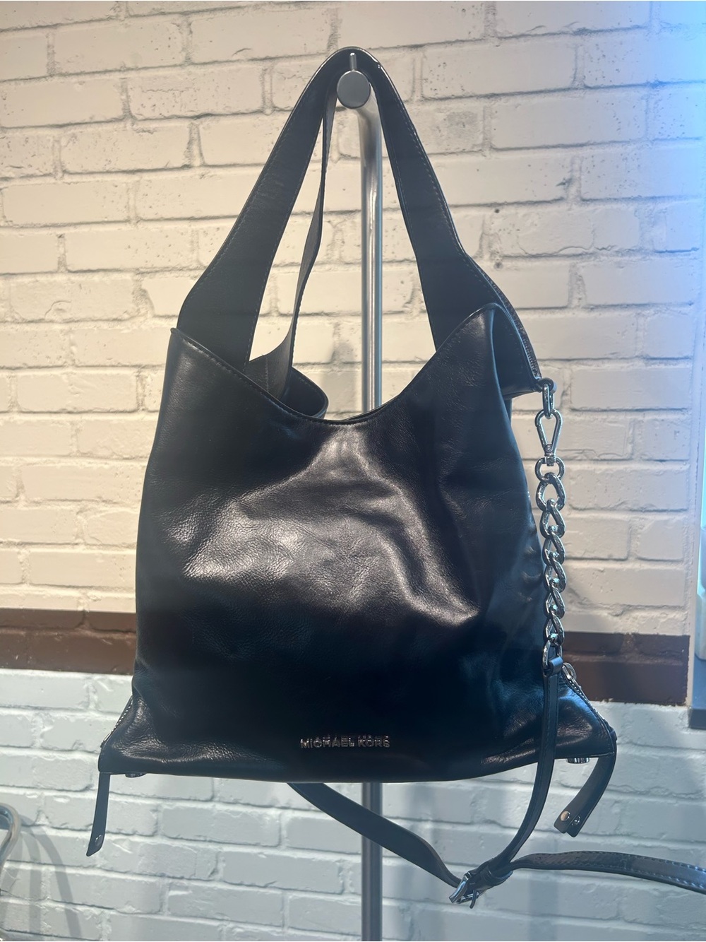 Black Chain Strap Bucket Bag